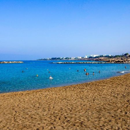Ifestos Kings Resort Appartment Paphos Eksteriør billede