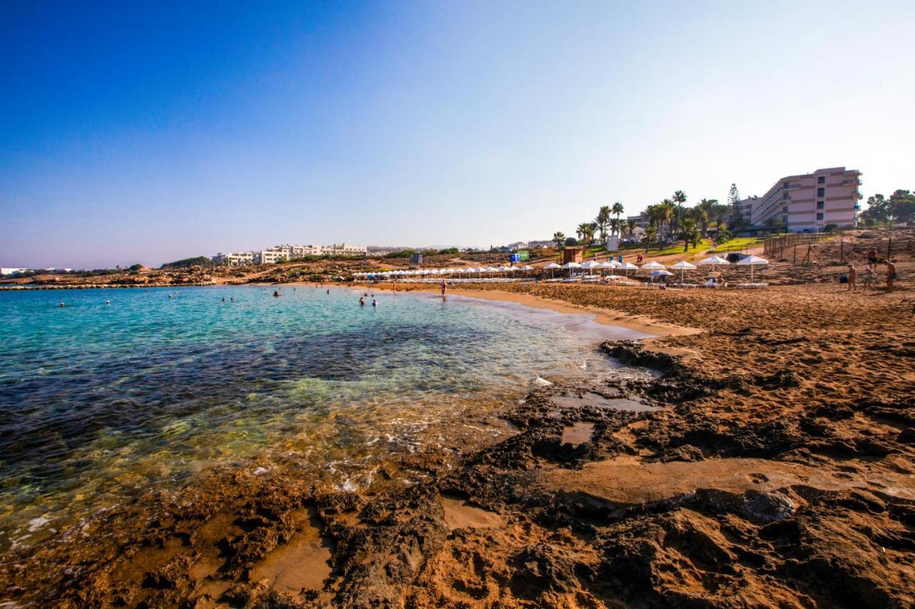 Ifestos Kings Resort Appartment Paphos Eksteriør billede