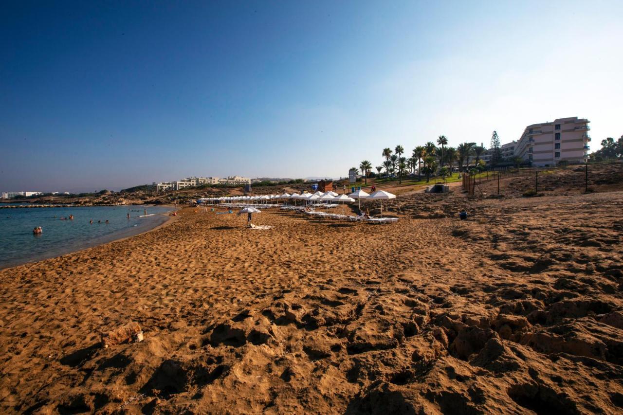 Ifestos Kings Resort Appartment Paphos Eksteriør billede